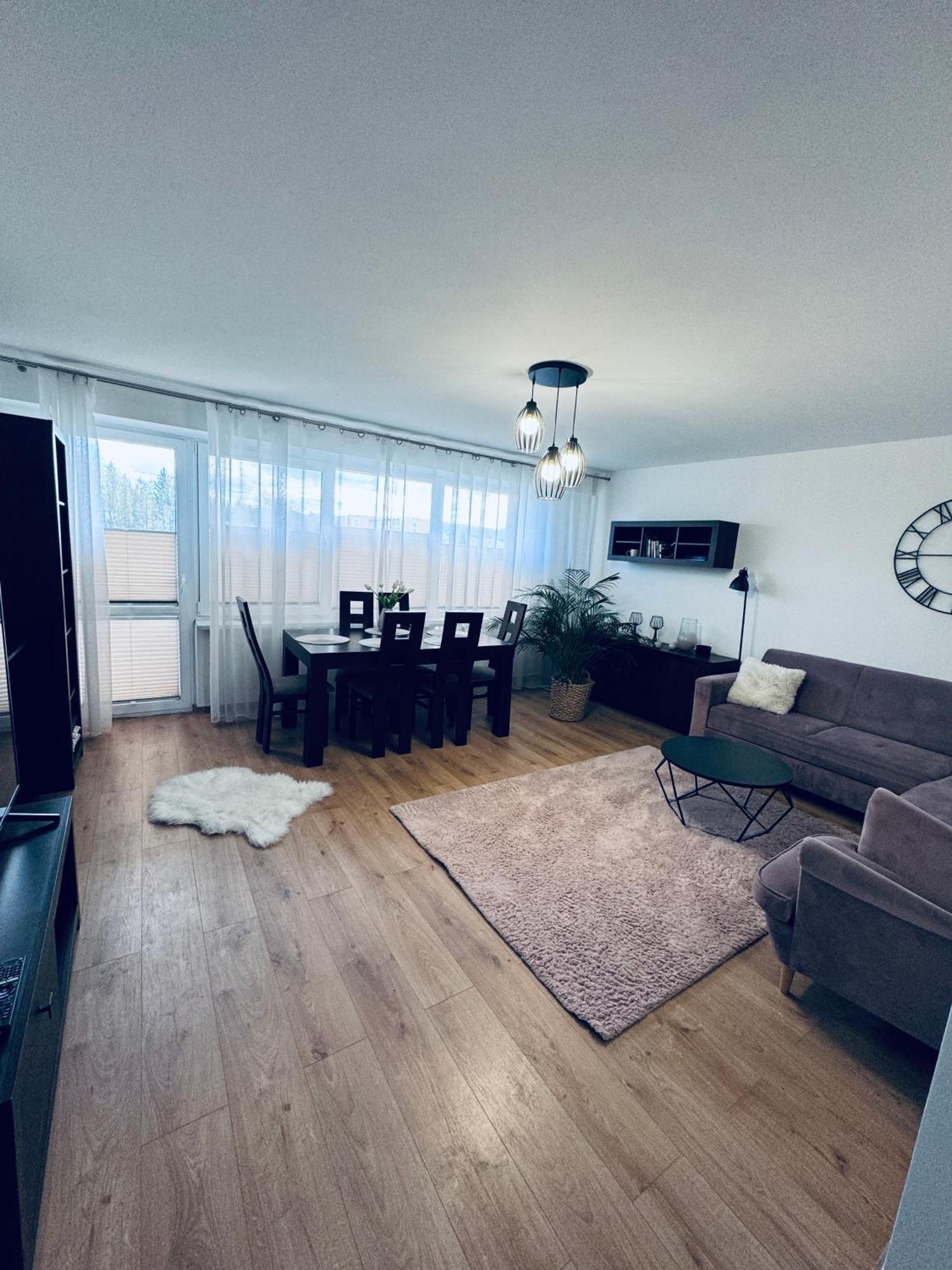 4 Pokojowy Apartament Posada Sanok Zewnętrze zdjęcie